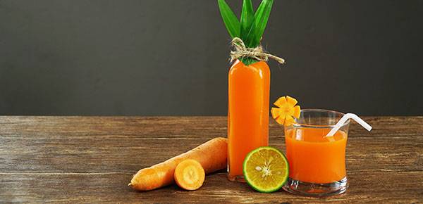 Nước ép cà rốt là một loại thức uống đẹp da giúp chống lão hóa hiệu quả